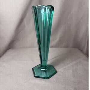 Vintage Westmoreland Glass Turquoise Aqua Vase Hexagon Base Flower Bud Mcm Style